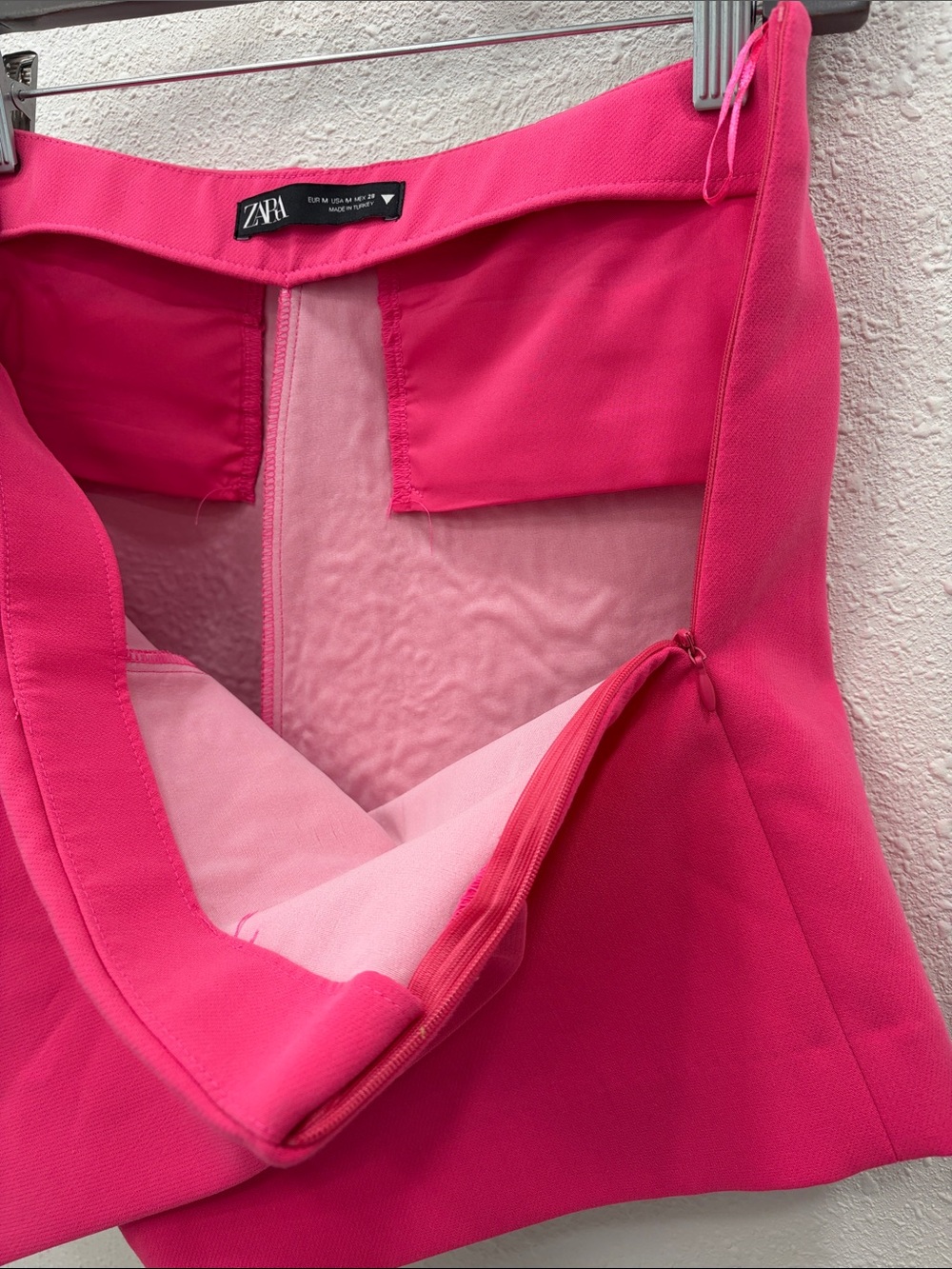 Zara Hot Pink Wrap-Front Mini Skort - Picture 4 of 4